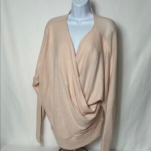 Free People Women’s Medium Light Pink Wrap Around Long Sleeve Sweater Soft Shirt